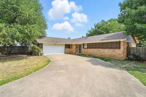 Exterior - 313 Vine St, Euless, TX 76040 photo 1 of 5
