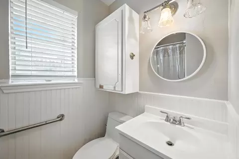 Bath - 313 Vine St, Euless, TX 76040 photo 1 of 2