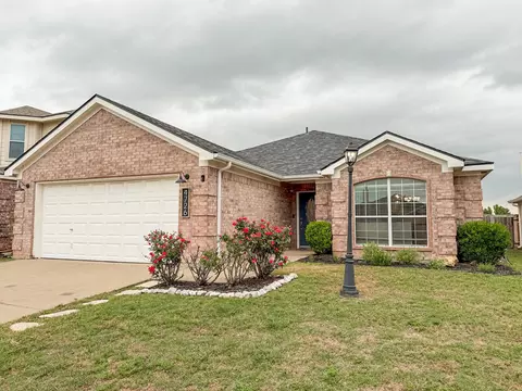 4726 Topaz Ln, Granbury, TX 76049