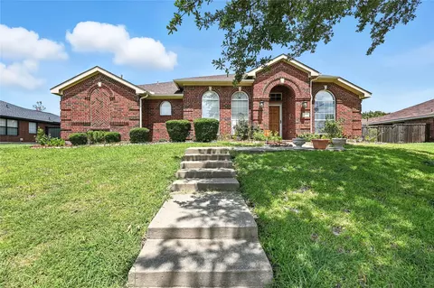 1310 Creek Vly, Mesquite, TX 75181