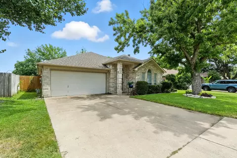 10412 Maria Dr, Fort Worth, TX 76108