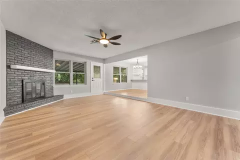 800 Evelyn Dr, Lorena, TX 76655 photo 6