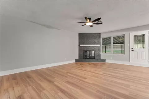 800 Evelyn Dr, Lorena, TX 76655 photo 5