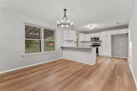 800 Evelyn Dr, Lorena, TX 76655 photo 9