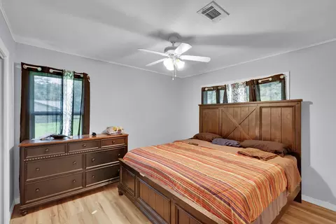 Bedroom - 603 7th St SE, Springhill, LA 71075 photo 1 of 3