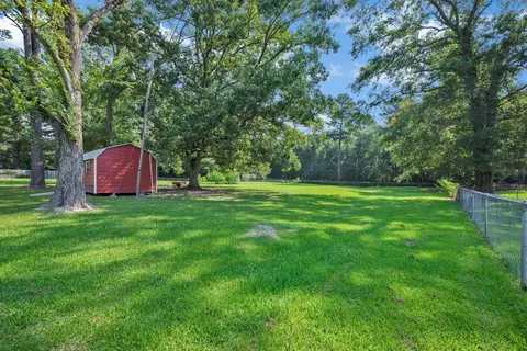 Exterior - 603 7th St SE, Springhill, LA 71075 photo 6 of 7