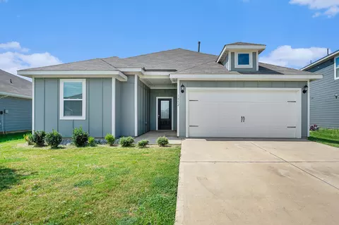 1452 Palamedes Dr, Fort Worth, TX 76140