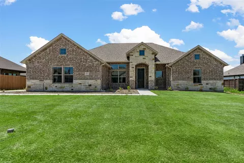 1973 Creekview Ln, Nevada, TX 75173