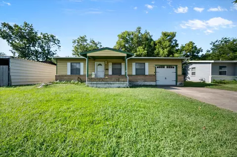 812 Kelly Ter, Arlington, TX 76010