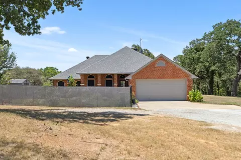 202 Morrow Rd, Springtown, TX 76082 photo 6