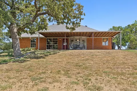 202 Morrow Rd, Springtown, TX 76082 photo 4