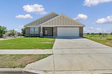 4037 Bonita Springs Dr, Fort Worth, TX 76123