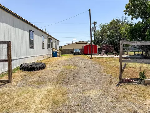 206 E 7th St, Cisco, TX 76437 photo 33