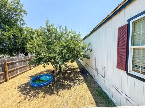 206 E 7th St, Cisco, TX 76437 photo 4