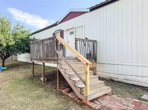 206 E 7th St, Cisco, TX 76437 photo 3