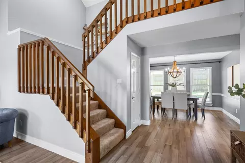 Entry Way - 501 Post Oak Rd, Grapevine, TX 76051 photo 4 of 5