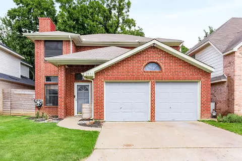 2533 Bear Haven Dr, Grapevine, TX 76051
