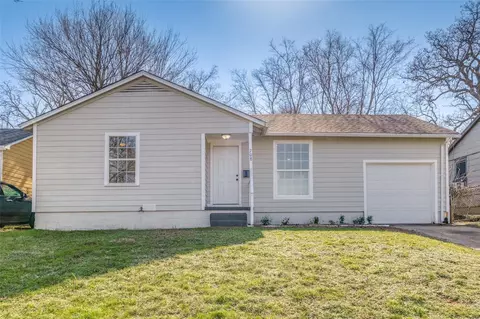 Exterior - 708 E Gandy St, Denison, TX 75021 photo 1 of 5