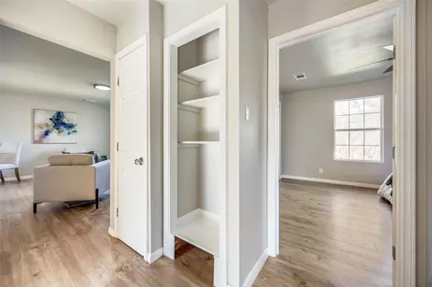 Entry Way - 708 E Gandy St, Denison, TX 75021 photo 1 of 1