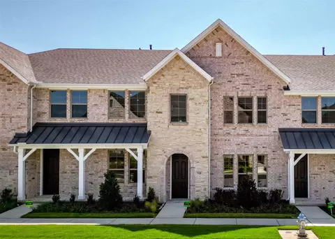 528 Parkside Dr, Argyle, TX 76226