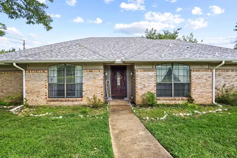 600 Blanton Dr, Sherman, TX 75092
