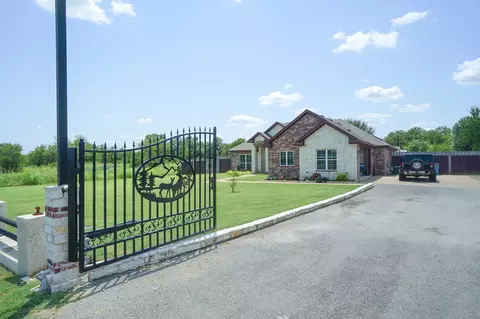 617 Mesquite Tree Rd, Waco, TX 76705