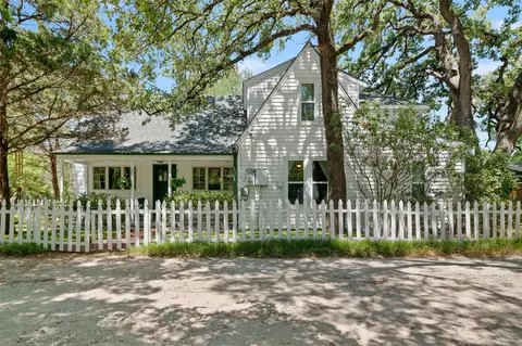 301 E 7th St, Shady Shores, TX 76208