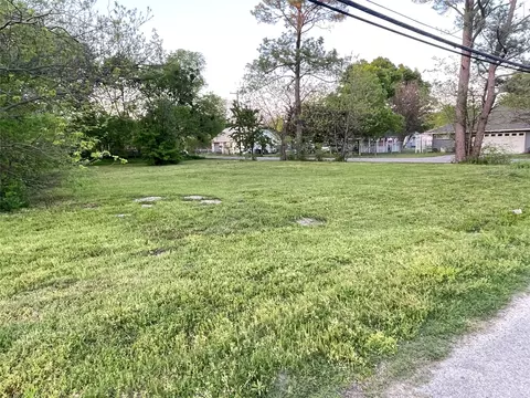 4604 Sunset St, Greenville, TX 75401