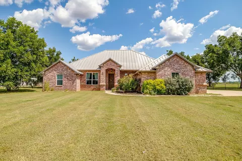 11035 Orchards Blvd, Cleburne, TX 76033