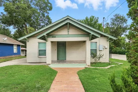 304 W Prairie St, Denton, TX 76201
