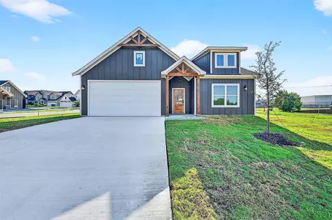4805 Dry Creek Rd, Sherman, TX 75092