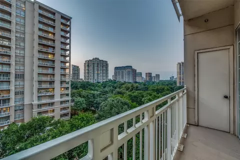 3225 Turtle Creek Blvd #806, Dallas, TX 75219