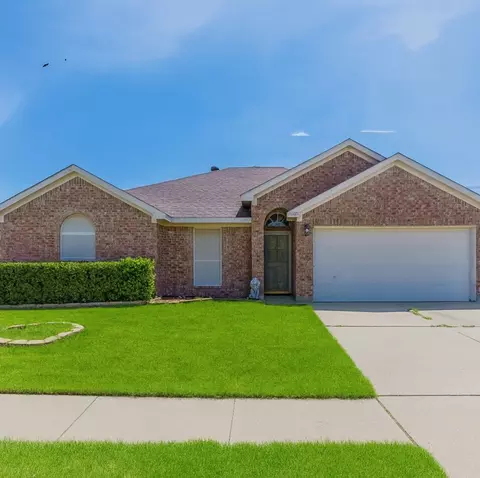 7009 Raven Meadow Dr, Arlington, TX 76002