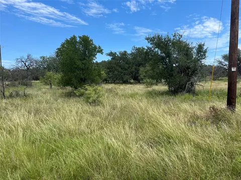 637 Batton Dr, Brownwood, TX 76801