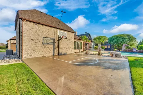 Exterior - 868 Tranquility Dr, Heath, TX 75032 photo 7 of 10