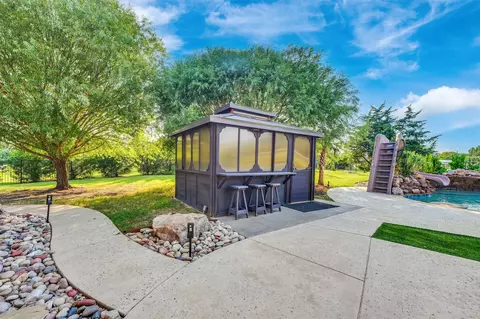 Exterior - 868 Tranquility Dr, Heath, TX 75032 photo 6 of 10