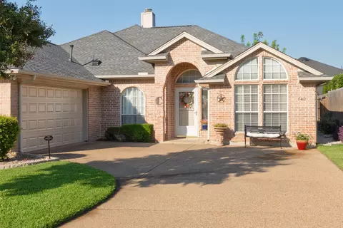 7412 Whitestone Ranch Rd, Benbrook, TX 76126