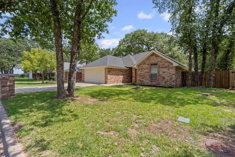 1830 Rayna Dr, Weatherford, TX 76086