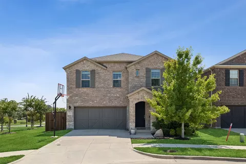 2372 Bella Ct, Carrollton, TX 75010
