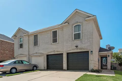 4022 Cottage Park Ct, Arlington, TX 76013