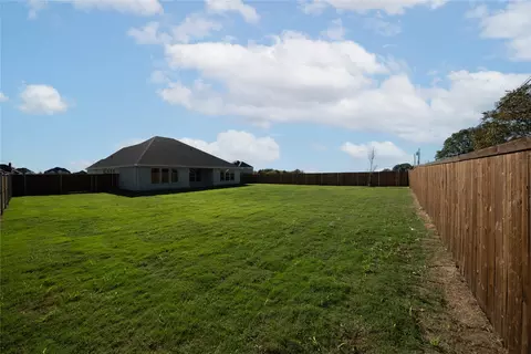 307 Symphony Ave, Forney, TX 75126 photo 2
