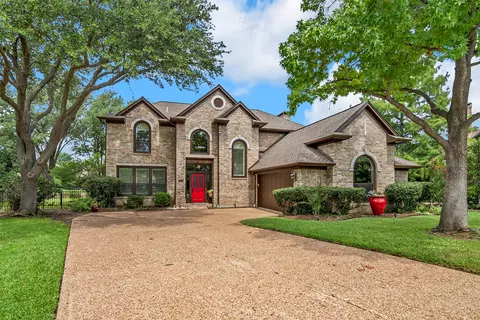 323 Shorewood Ct, Coppell, TX 75019