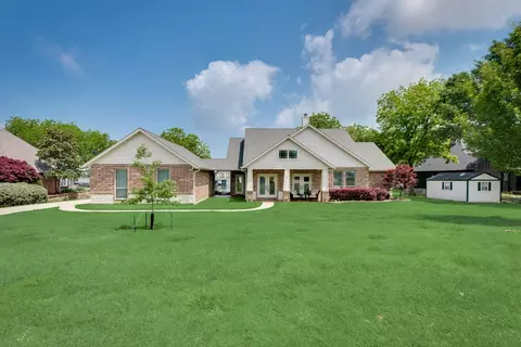 1195 The Shores Dr, Corsicana, TX 75109