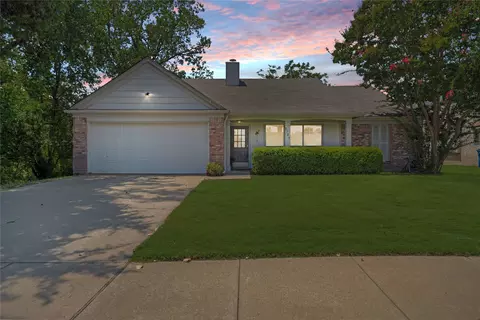 8309 Spinnaker Cv, Rowlett, TX 75089