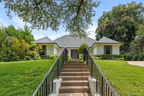 2417 Winton Ter W, Fort Worth, TX 76109