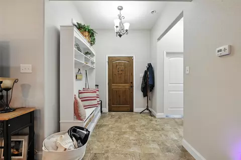504 E 5th St, Springtown, TX 76082 photo 5