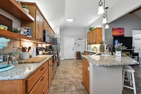 504 E 5th St, Springtown, TX 76082 photo 16