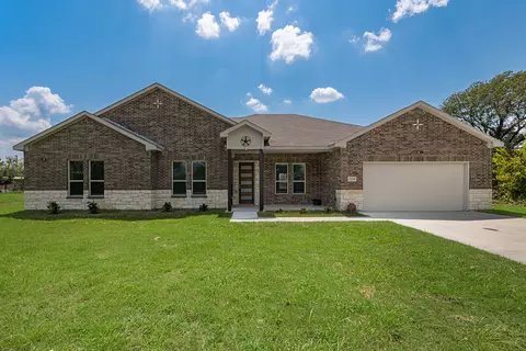 3334 Knight St, Corsicana, TX 75110
