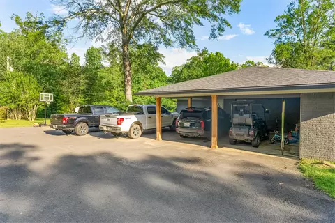 Exterior - 185 Chrislo Dr, Minden, LA 71055 photo 3 of 8