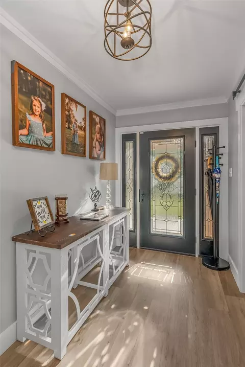 Entry Way - 185 Chrislo Dr, Minden, LA 71055 photo 1 of 4